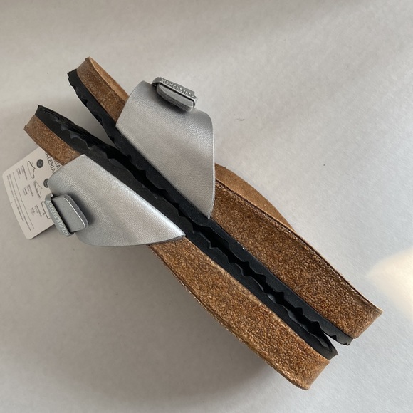 Brand NEW silver Birkenstock MADRID slides, EU size 37. US 6.5 - 7 - Picture 4 of 6